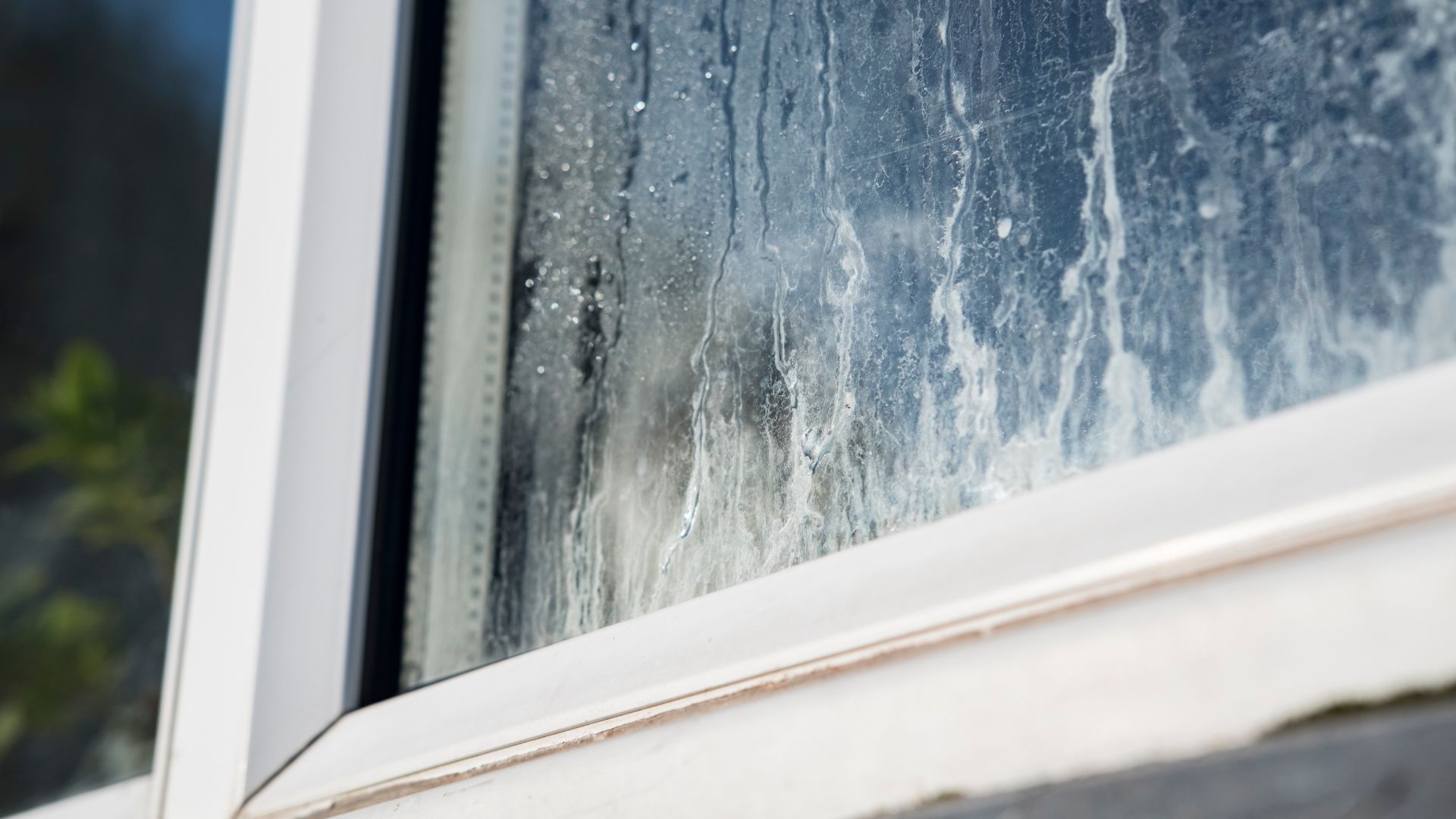 spot poor window installation